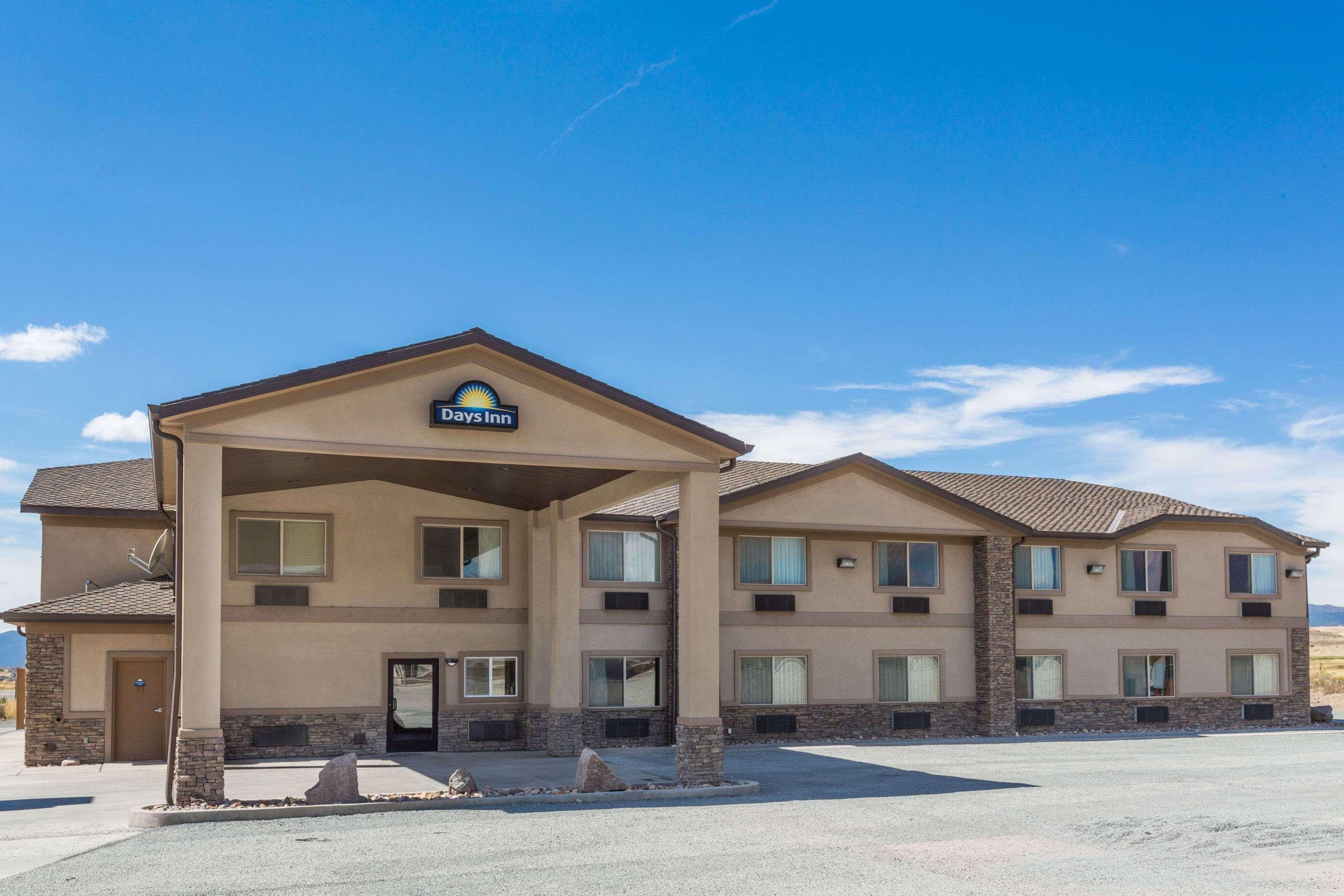 Days Inn By Wyndham Beaver Exteriér fotografie