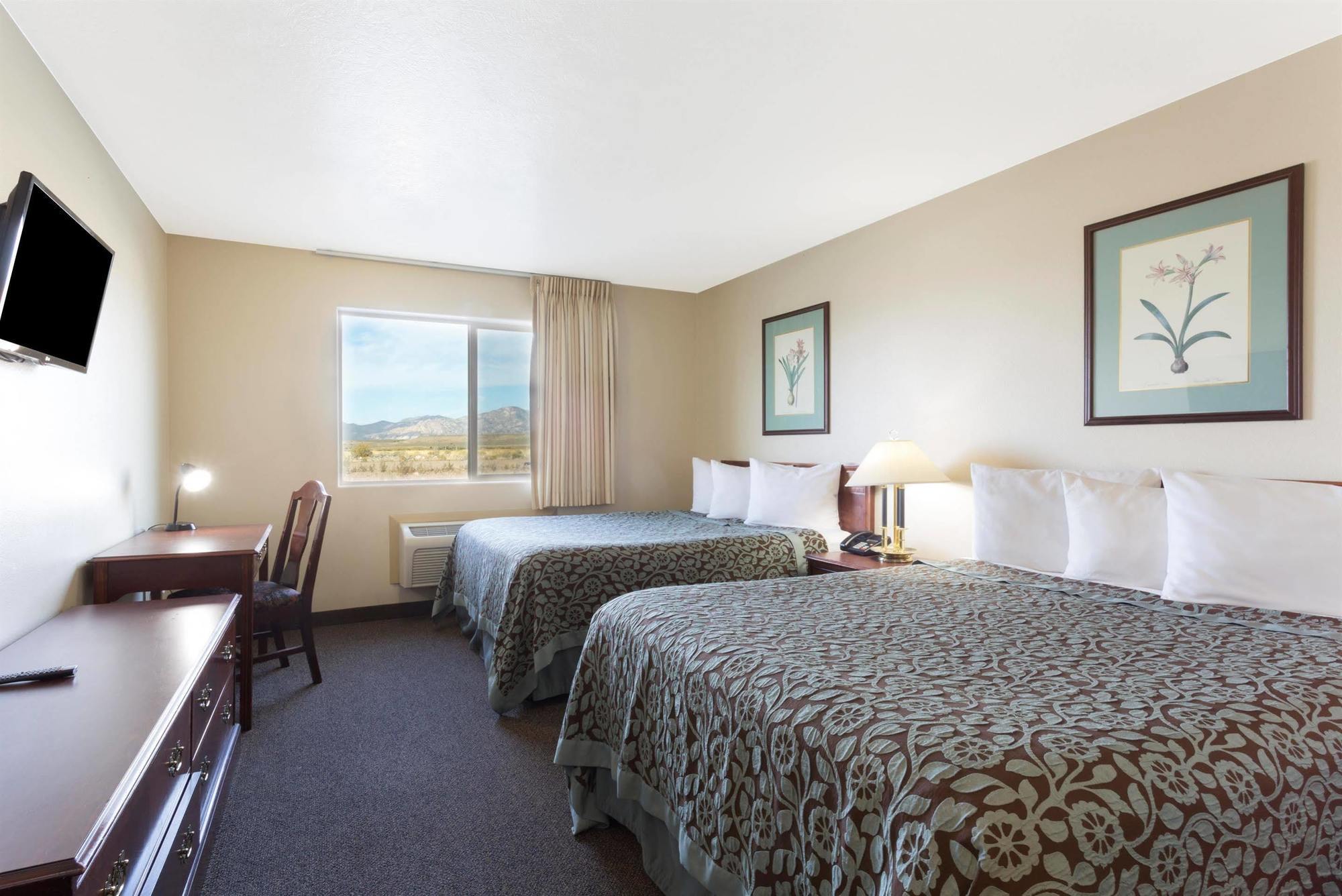 Days Inn By Wyndham Beaver Exteriér fotografie